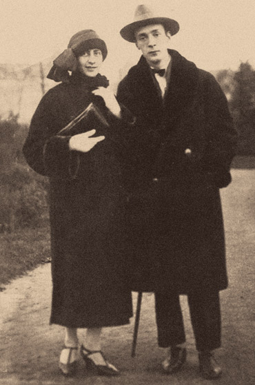 Véra Slonim and Vladimir Nabokov, ca. 1923. (© Heritage Images.)