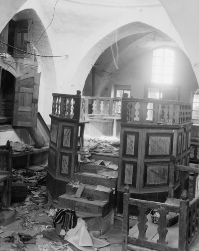 Synagogue in Hebron desecrated by Arab rioters, August 1929. (Courtesy of the Library of Congress, Prints and Photographs Division.) 