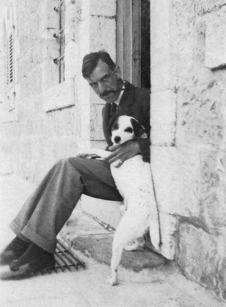 Austen St. Barbe Harrison with Bogie, Jerusalem, ca. 1920–1930. (Courtesy of the IAA/Library of Congress.) 