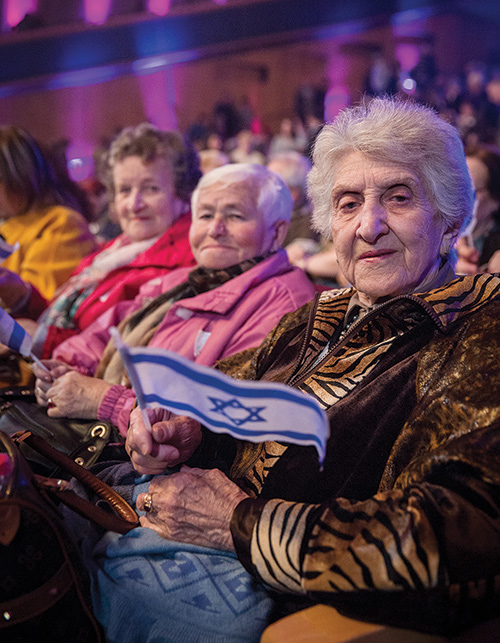 
Russian olim celebrate the 25th anniversary of  immigrating to Israel, December 24, 2015. (Photo by Hadas Parush/Flash90.)
