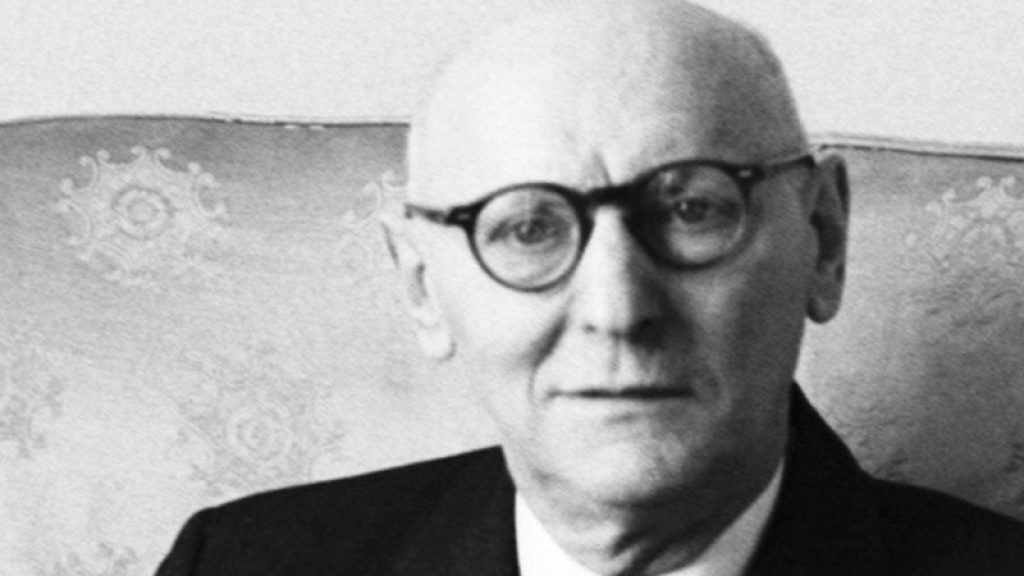 Storytelling, or: Yiddish in America